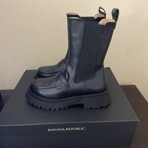 Banana Republic Italian Leather Chelsea Boots Black Lug Sole